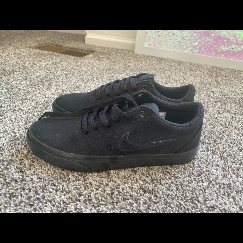 Nike SB Charge Canvas Skate Shoes